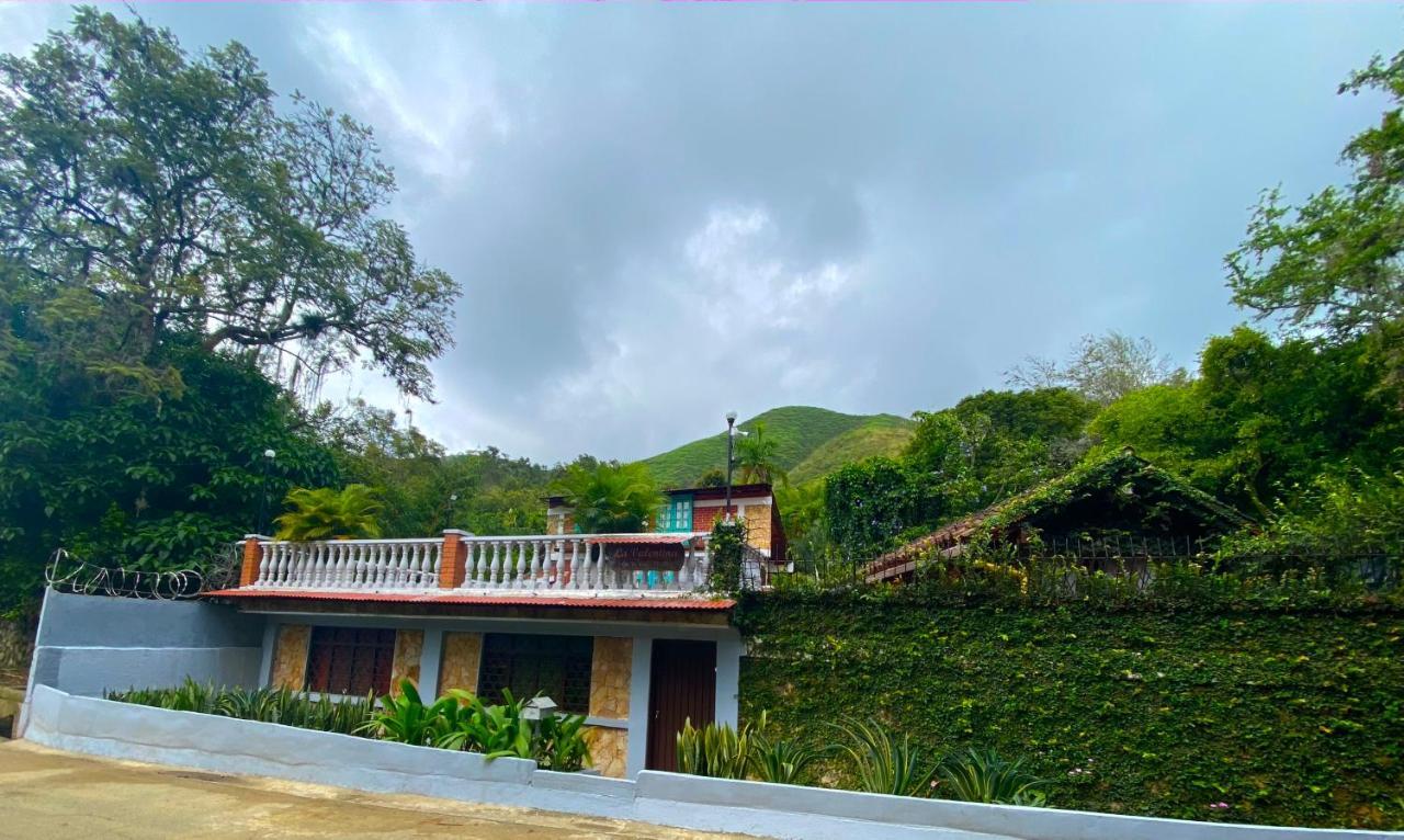 Villa Del Rio Farm River *