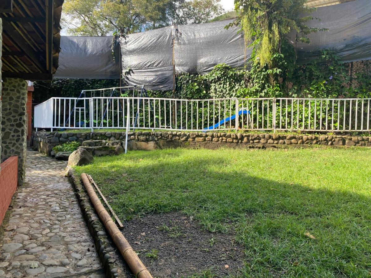 Del Rio Farm River Villa Cali